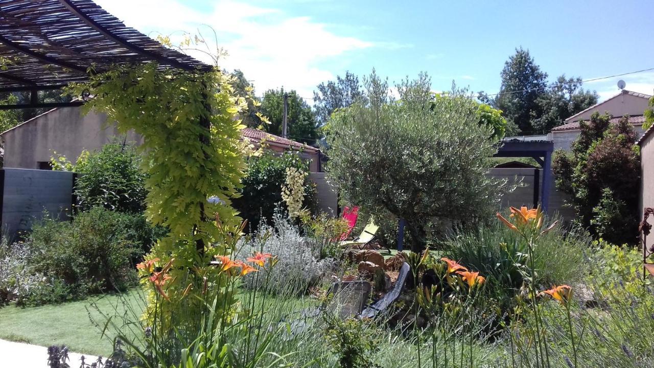 Eclats Du Sud Hebergements "Les Lavandes" Ou "Les Romarins" Meubles De Tourisme Classes 3 Etoiles Auriol Εξωτερικό φωτογραφία