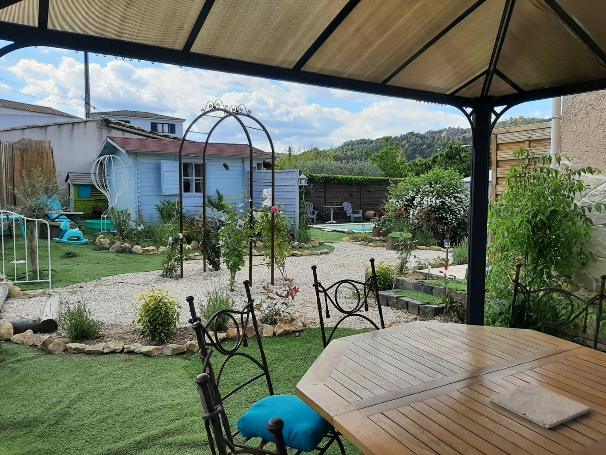 Eclats Du Sud Hebergements "Les Lavandes" Ou "Les Romarins" Meubles De Tourisme Classes 3 Etoiles Auriol Δωμάτιο φωτογραφία