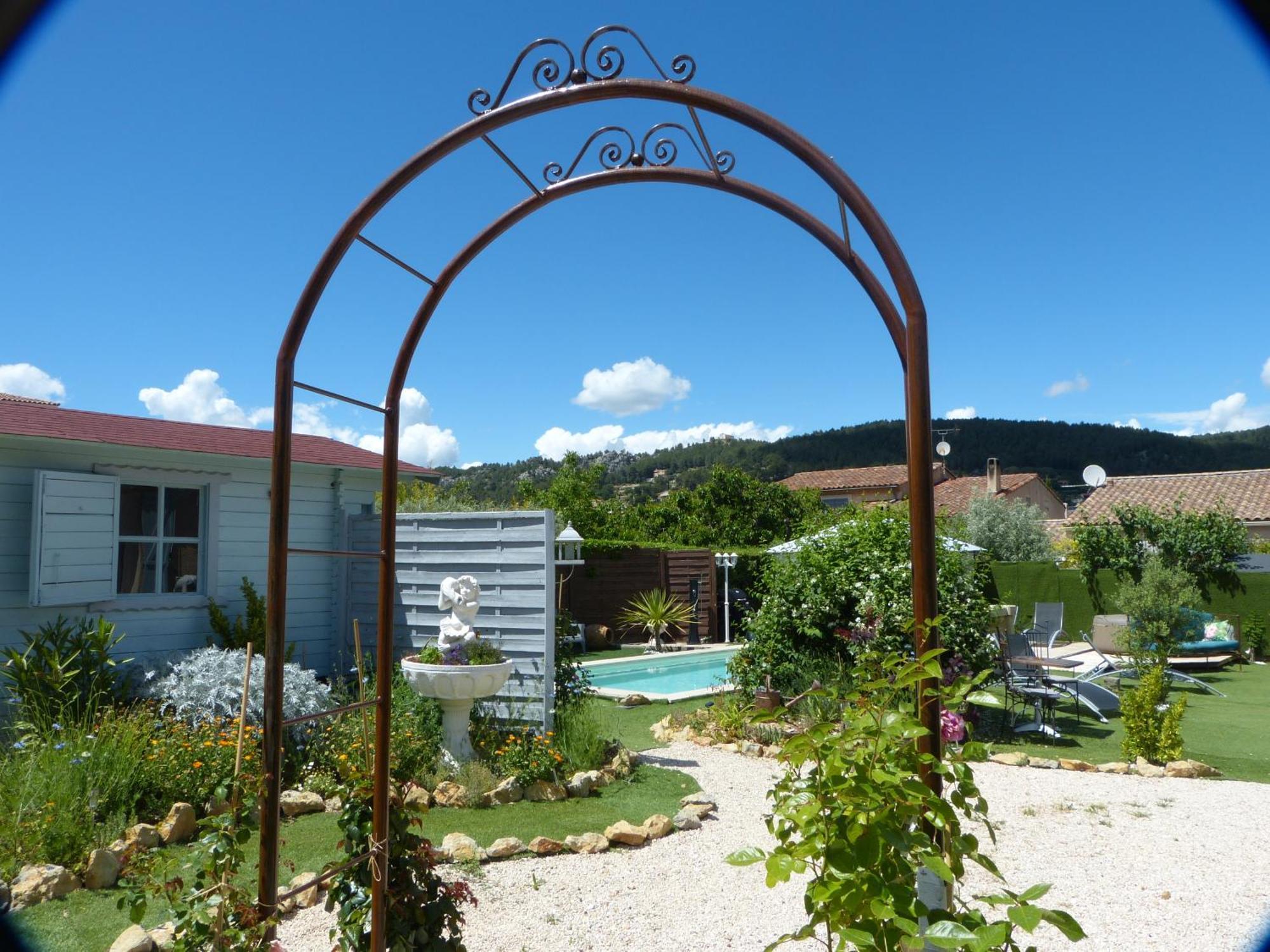 Eclats Du Sud Hebergements "Les Lavandes" Ou "Les Romarins" Meubles De Tourisme Classes 3 Etoiles Auriol Δωμάτιο φωτογραφία